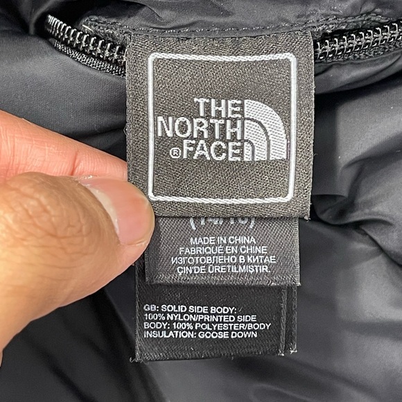 The North Face Boys Nutpse Jacket - Picture 10 of 12